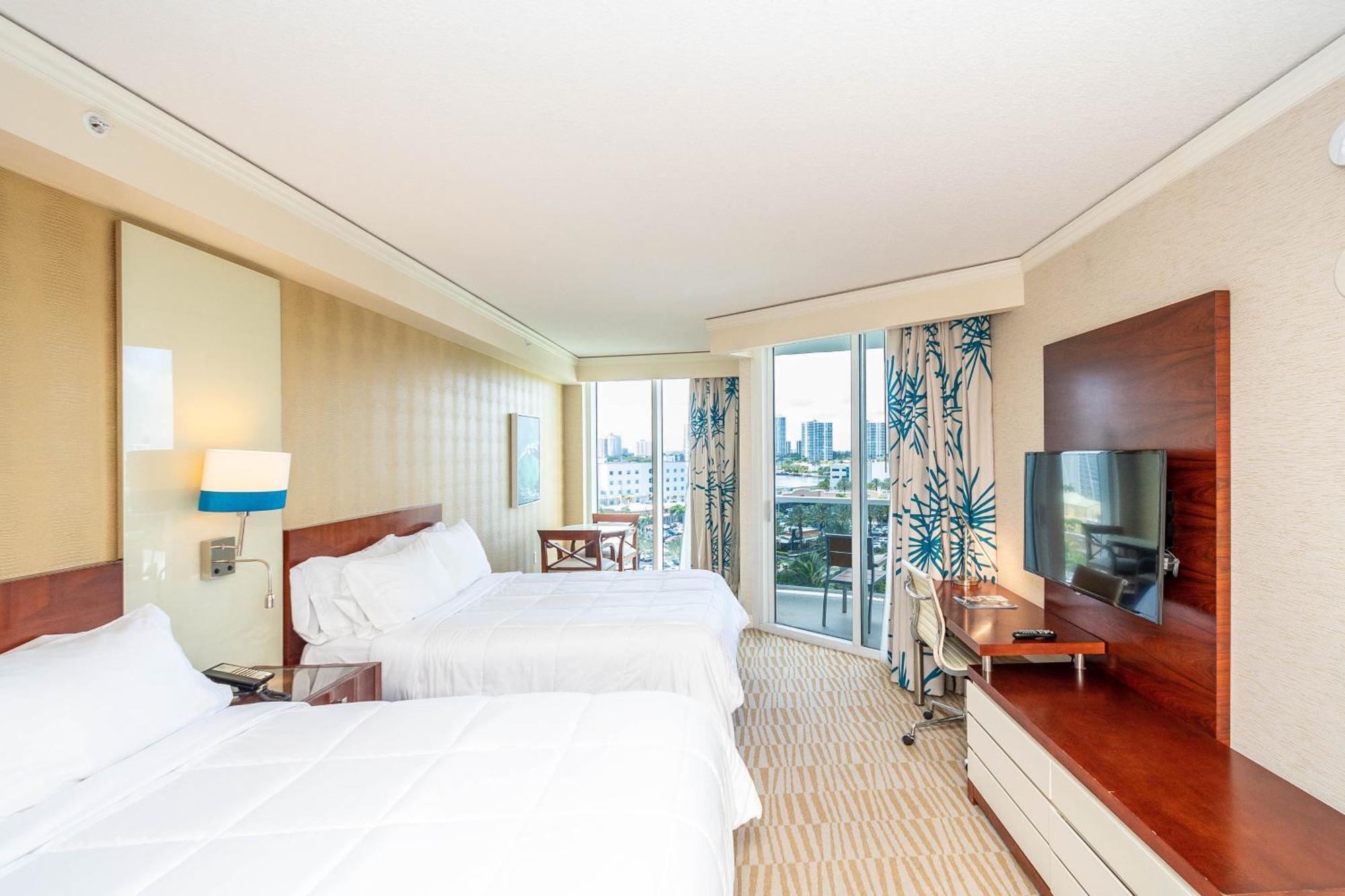 Luxury Trump International Ocean View 1600sf 2 Bd Apartment *