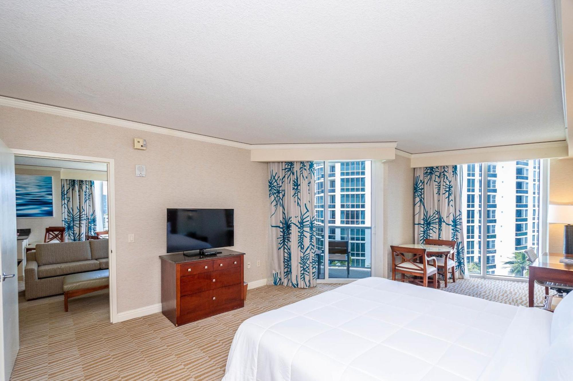 Apartment Luxury Trump International Ocean View 1600sf 2 Bd Miami Beach